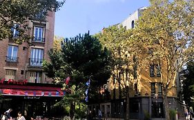 Hotel Sixteen Paris Montrouge